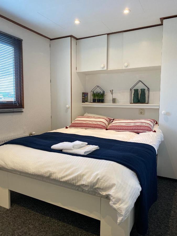 Nederhorst den Berg C'Est La Vie Houseboat酒店 外观 照片